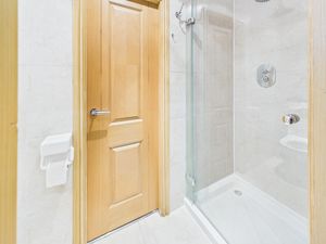 Photo 36- click for photo gallery